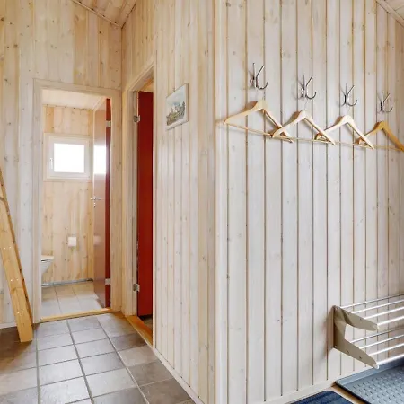 Holiday home Emi - 250m From The Sea In Nw Jutland By Interhome Lokken